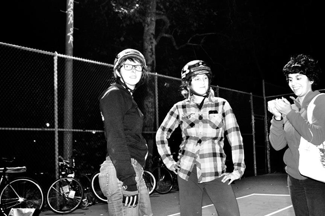 los angeles bike polo ladies